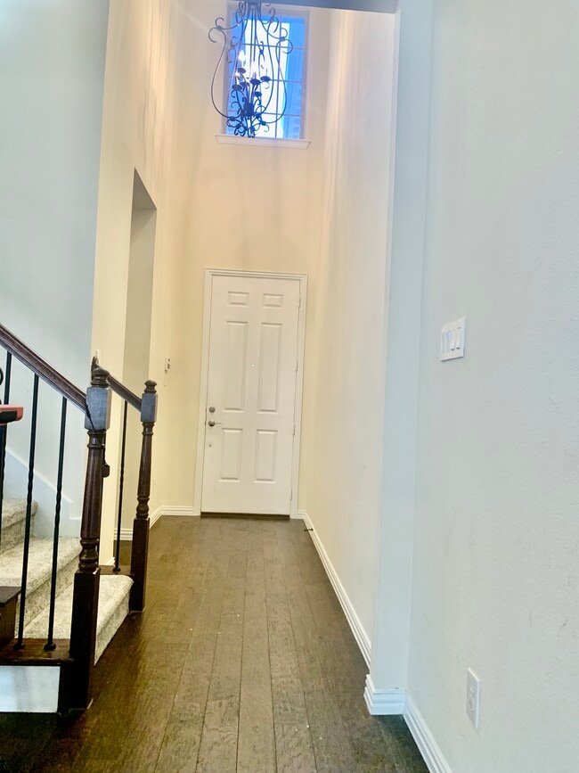 Photo - 407 Teague Dr