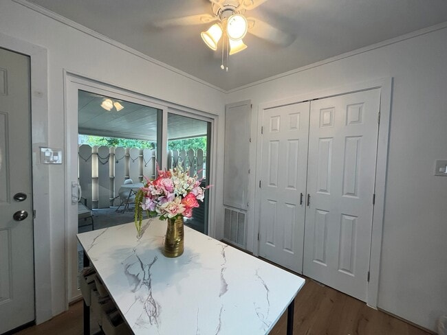 Photo - 7221 Beechnut St St Unit True