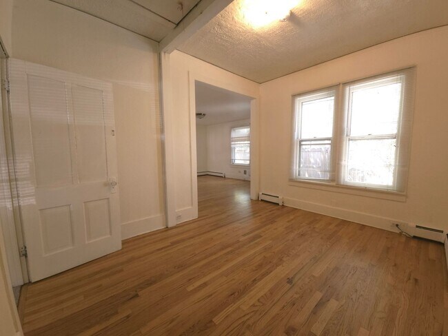 Photo - 2645-2647-2647 Pine St Unidad 2645