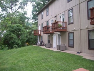 Photo - 2512 Elmwood Pky