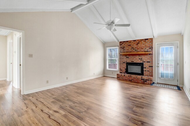 Photo - 103 Sallie Pl