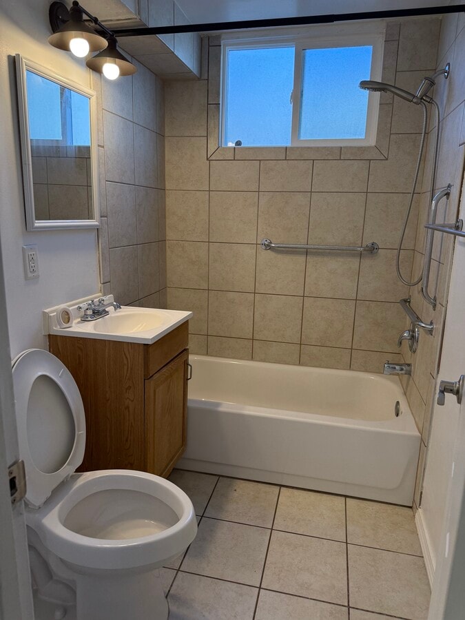 Photo - 2405 Van Buren Ave Unit 2405