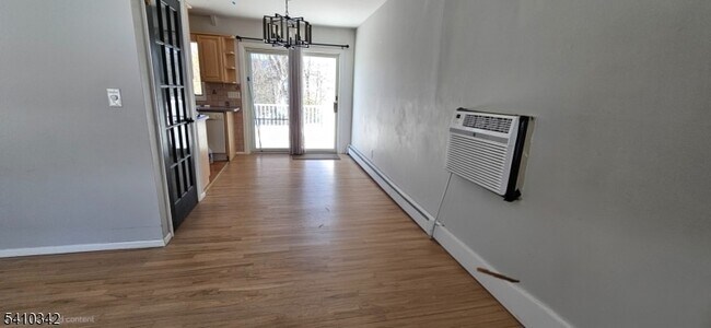 Photo - 9 McKinley Pl