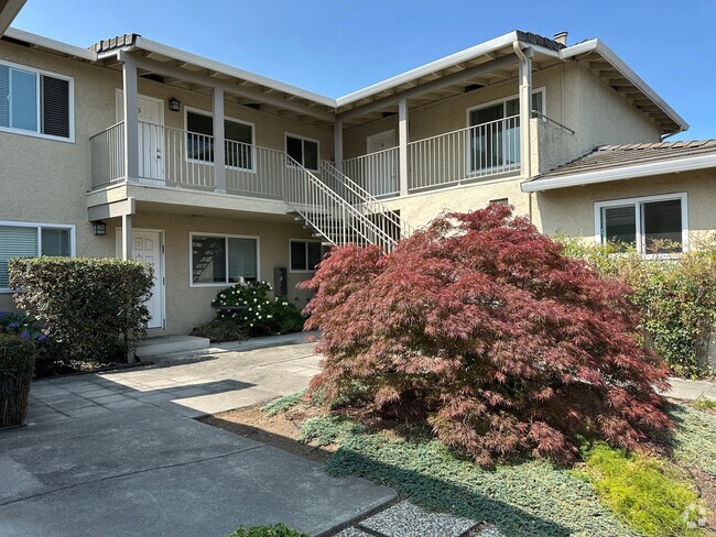 Building Photo - 1239 Valerian Ct Unit #3 Rental