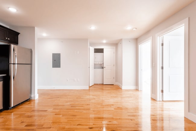 134-142 Sussex Ave