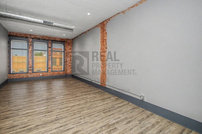 Photo - 1214 2nd St Unit 8