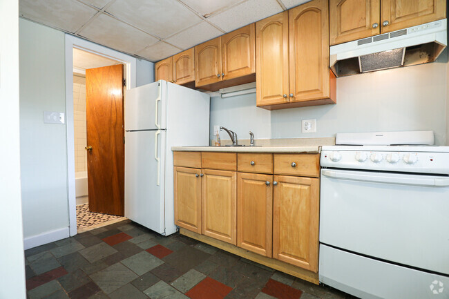 Building Photo - 64 N Beacon St Unit B Rental