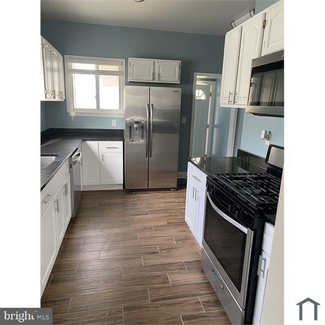 Building Photo - 3012 Alabama Ave SE