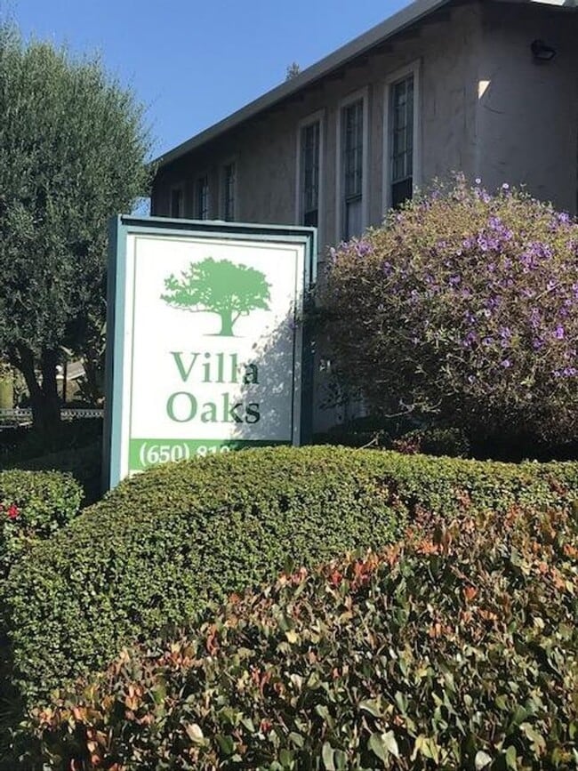 044- Villa Oaks