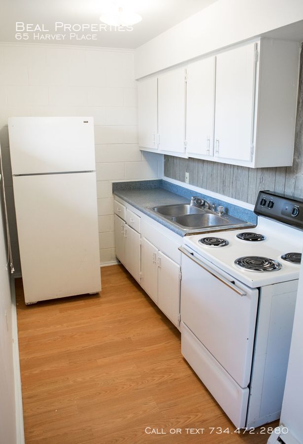 Photo - 65 Harvey Pl