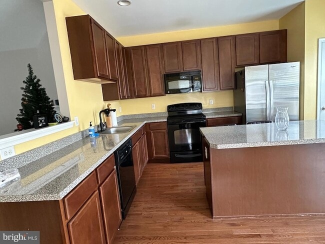 Photo - 526 S Twin Lakes Blvd