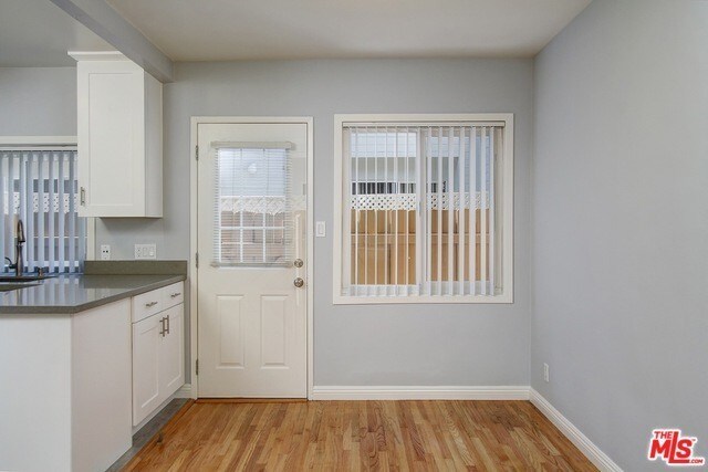 Photo - 321 Cameron Pl