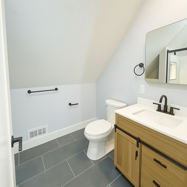 Photo - 250 Norwell St Unit 1