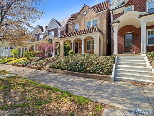 Photo - 3319 W Grace St