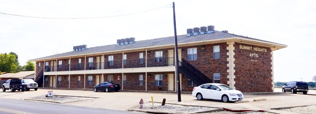 Building Photo - 411 E Central Texas Expy Rental