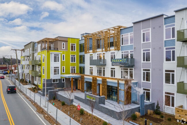 Photo - 77 New St Unit 121