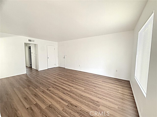 Photo - 302 E Blueridge Ave