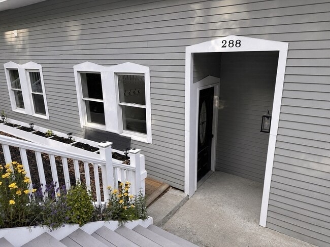 Photo - 288 Grove St