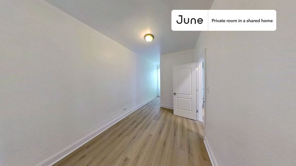 Private bedroom in 4 bed/1 bath Home - Private bedroom in 4 bed/1 bath Home