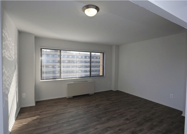 2620 16th Street Apartments