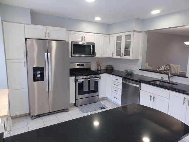 Photo - 8028 Valleys Crest Ct