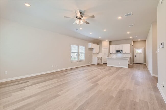 Photo - 4702 Deadwood Dr