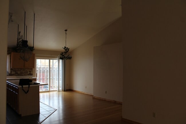 Photo - 201 Mallow Ct