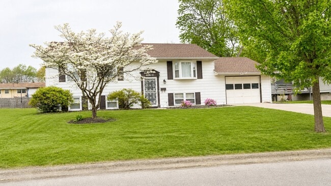 Photo - 1239 Bellflower Ave