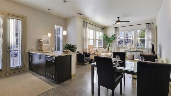 Photo - 2115 Piedmont Rd NE Unit 4206