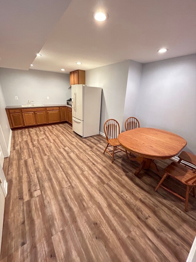 Photo - 6256 Willowfield Way