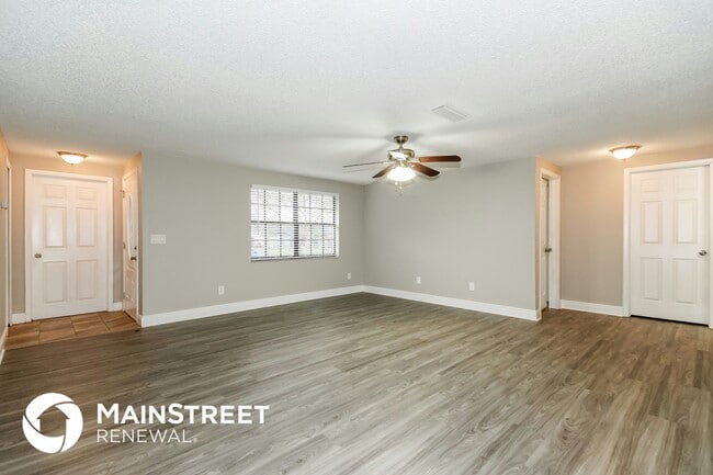 Photo - 3722 Greenford St