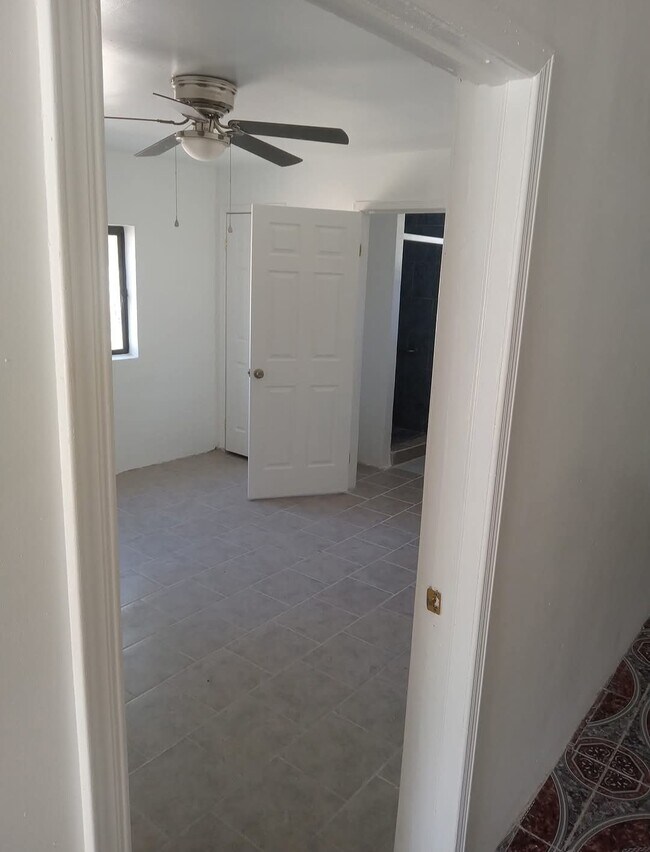 Photo - 624 De Vargas Dr
