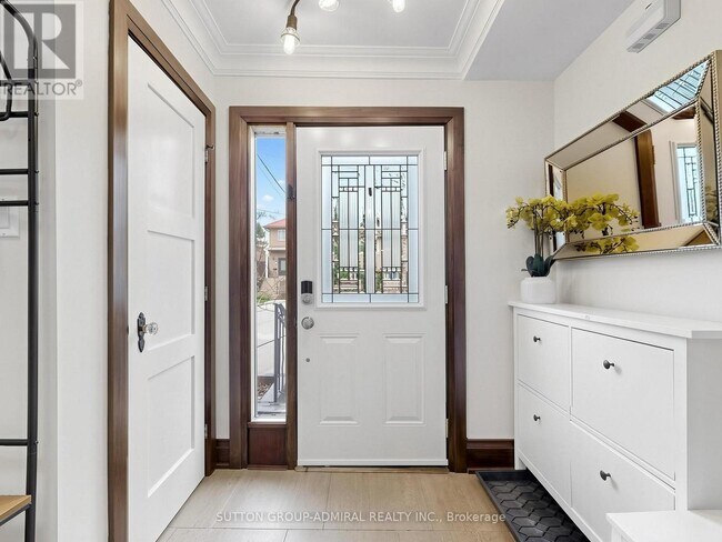 Photo - 329 Melrose Ave