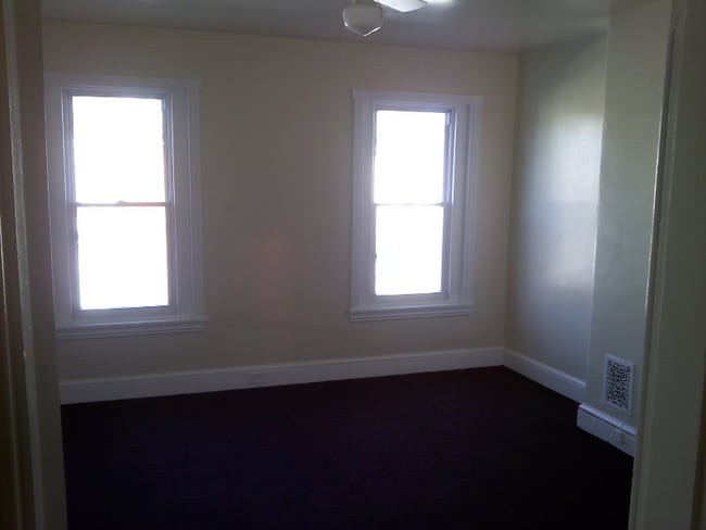 Photo - 220 W Spruce St