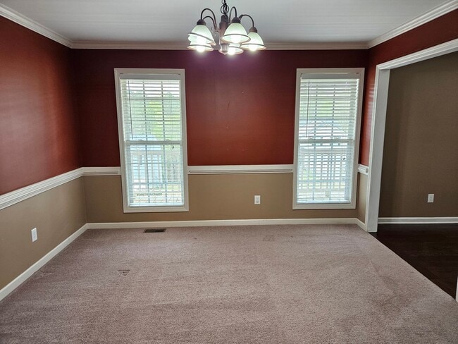 Photo - Rare 3 bedroom 2.5 bath home located in Dallas