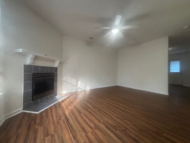 Photo - Pueblo Townhouse