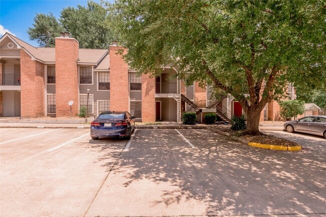 Photo - 2401 Sycamore Ave Unit E3