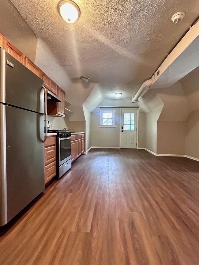 Photo - 199 Beck Ave Unit 3