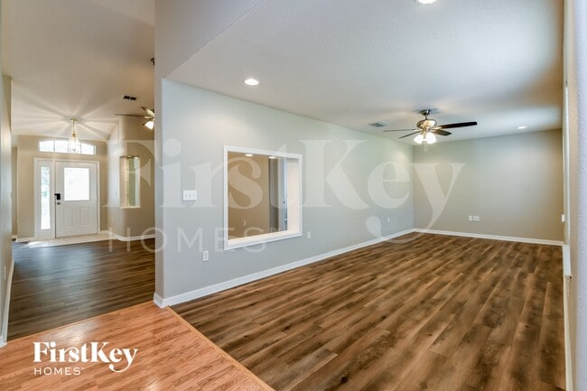 Photo - 15105 Greater Groves Blvd