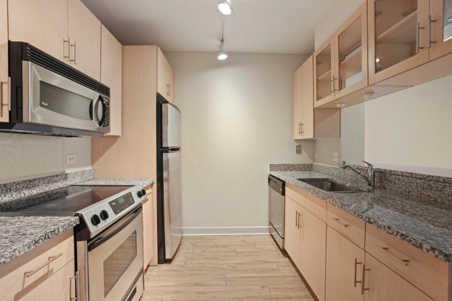 Photo - 1211 S Michigan Ave