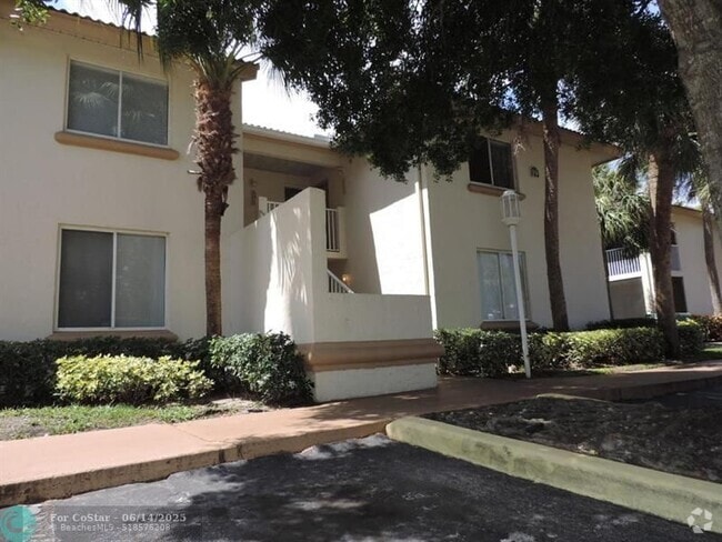 Building Photo - 19213 Glenmoor Dr Unit 19213 Rental
