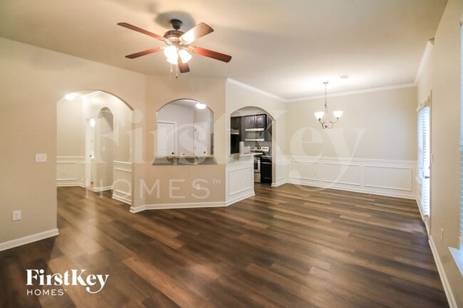 Photo - 5565 Union Pointe Pl