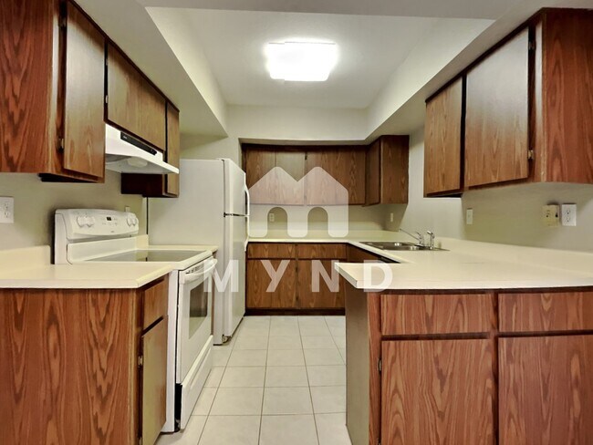 4444 E Paradise Village Pkwy N Apt 231 - 4444 E Paradise Village Pkwy N Apt 231 Unidad 231