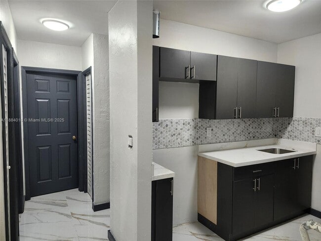 Photo - 184 NW 58th St Unit 184