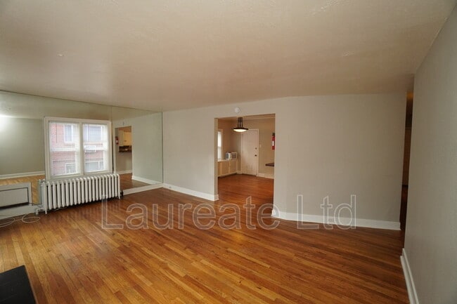 Photo - 935 E 8th Ave Unidad #1