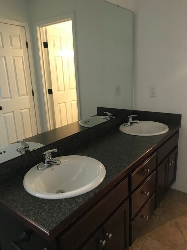 Photo - 3 bedroom 2 bath house.  Fenced yard