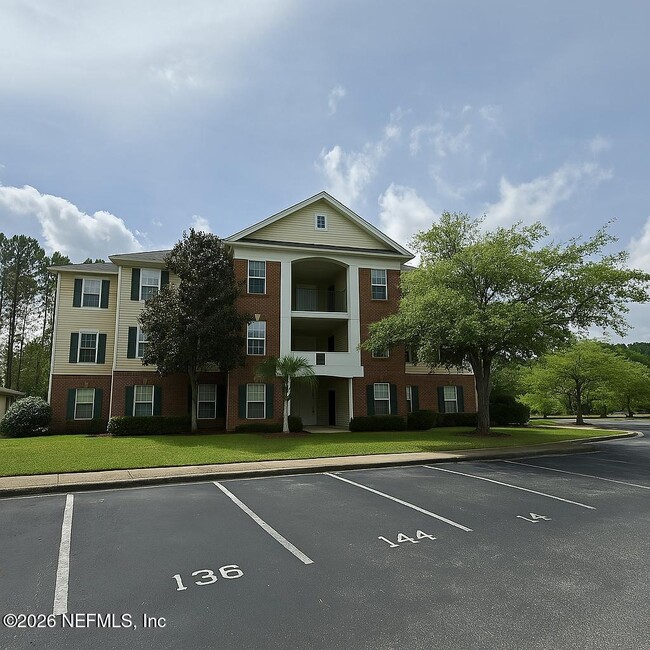 Building Photo - 785 Oakleaf Plantation Pkwy Unit 733