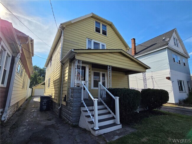 Building Photo - 490 S Ogden St
