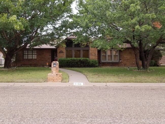 Building Photo - GREAT HOME CORNER LOT ZIA SCHOOL DISTRICT