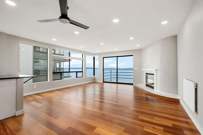 Photo - Stunning ALKI WATERFRONT Condo Overlooking Majestic Puget Sound! Unit B